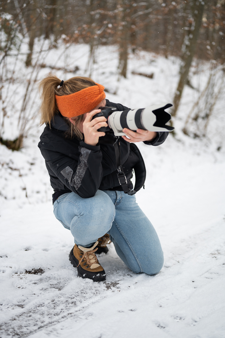 Claretta fotografiert ein Tier im Freien